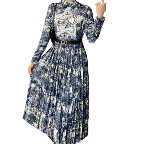 NWOT Blue Toile de Jouy Jungle Safari Print Shirtdress Size M - Picture 1 of 9